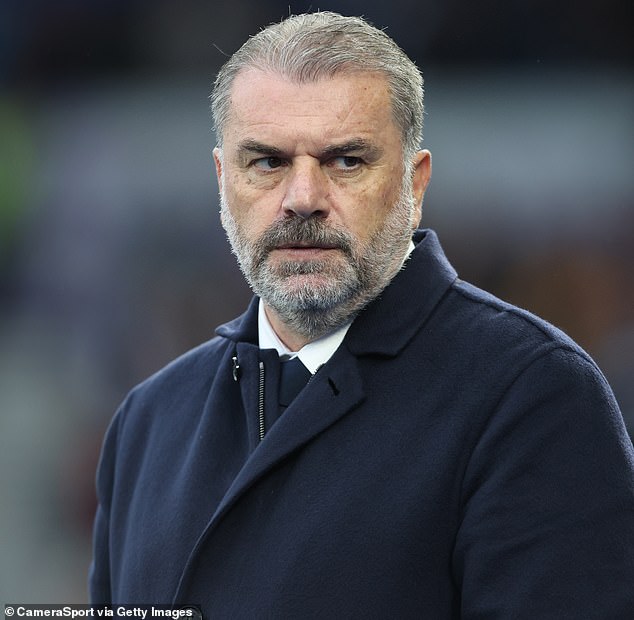 Mason with Postecoglou's coaching team