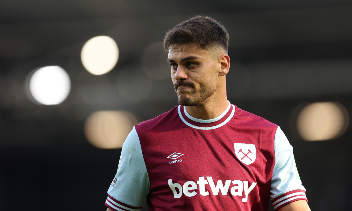 Konstantinos Mavropanos est en danger de perdre sa place à West Ham.