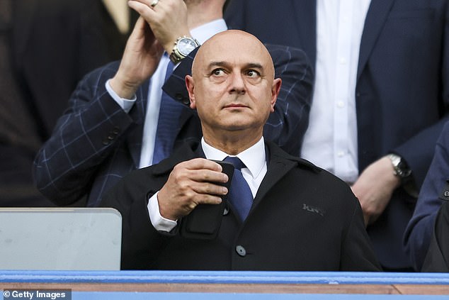 Le président de Tottenham, Daniel Levy, est à la recherche de nouveaux investissements pour le club