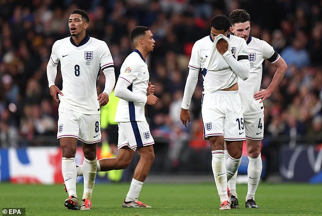 Les Three Lions ont subi une défaite humiliante contre la Grèce à Wembley