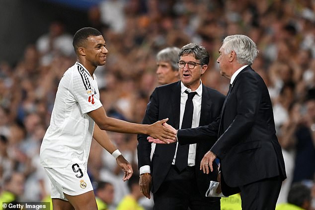 Mbappé à l'entraînement avec Madrid