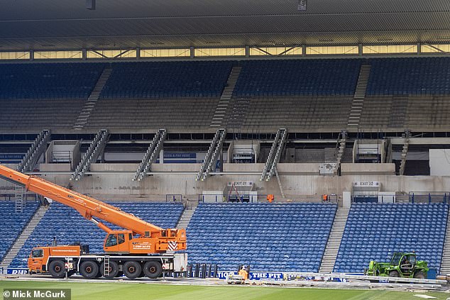 Travaux à Ibrox retardés par la livraison tardive de matériaux