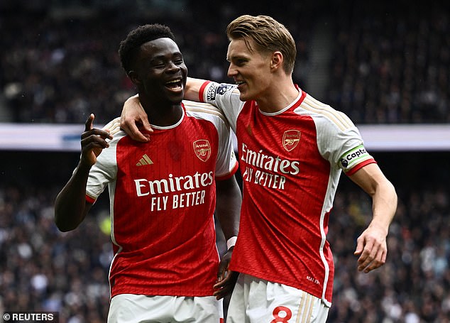 Saka et Odegaard