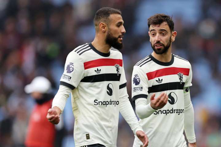 Bruno Fernandes et Noussair Mazraoui sur le terrain