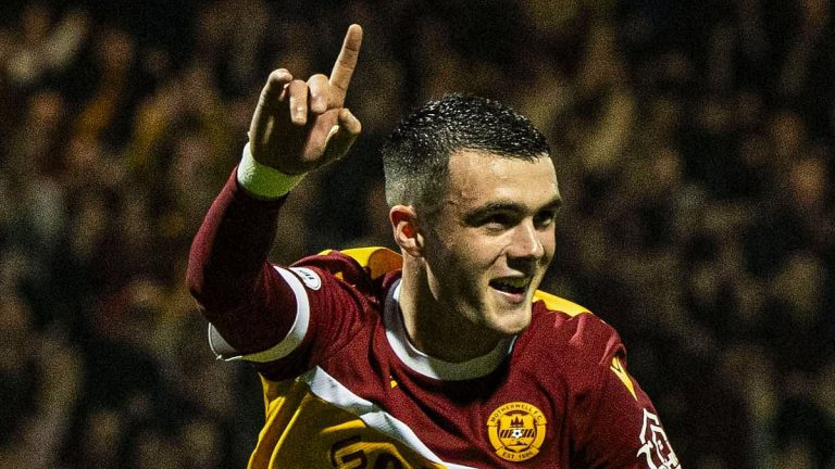 Celtic et Rangers en piste pour Miller : Motherwell demande £4m