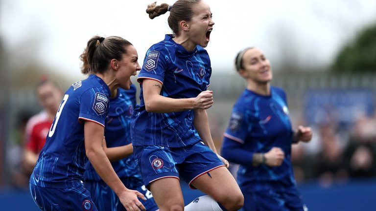 Chelsea s'impose 1-0 face à Man United en Women's Super League