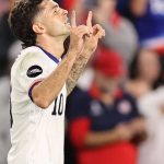 Christian Pulisic célèbre un but par une danse de Trump