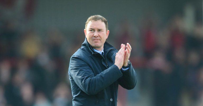 Derek Adams et le défi de Morecambe en League Two