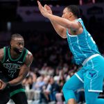 Jaylen Brown critique Grant Williams après une faute sur Tatum