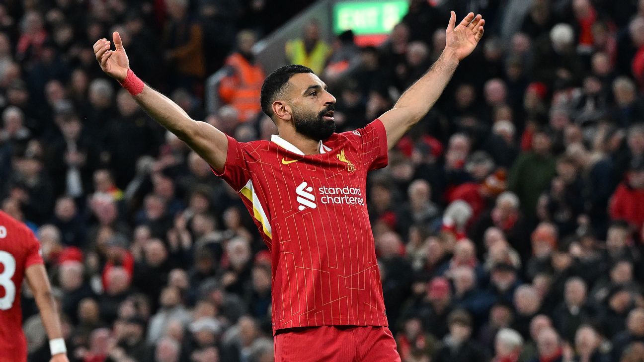 Liverpool s'impose grâce à un 'Mo Salah spécial' et prend la tête