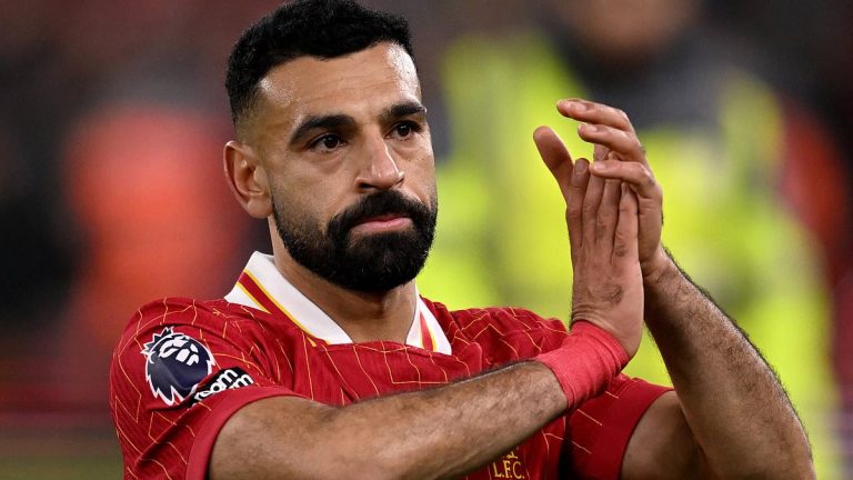 Liverpool vise Rayan Cherki comme remplaçant de Salah