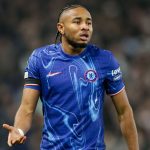 Manchester United vise Nkunku de Chelsea pour le transfert