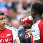 Mises à jour sur les blessures de Saka et Trossard à Arsenal