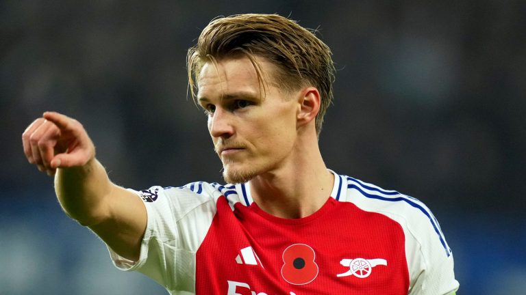 Odegaard redonne espoir à Arsenal dans la course au titre