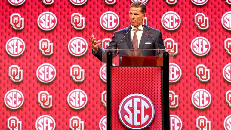 Oklahoma : soutien à Brent Venables malgré les difficultés