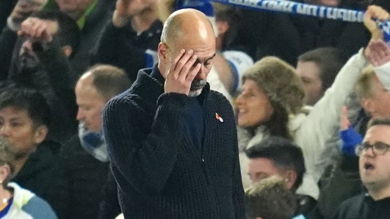 Pep Guardiola subit sa première défaite en série avec Man City