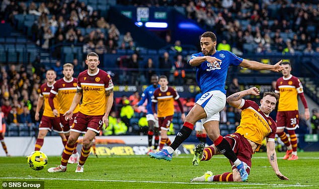 Dessers égalise pour les Rangers quatre minutes après la reprise