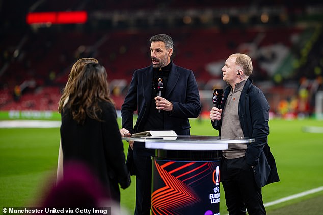 Paul Scholes soutient Ruud van Nistelrooy pour un poste d'entraîneur à plein temps.