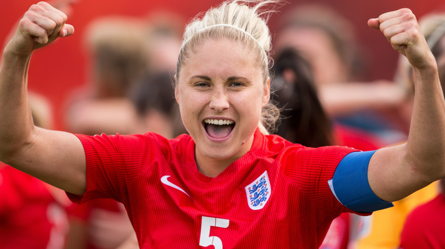 Steph Houghton célèbre une victoire avec l'Angleterre