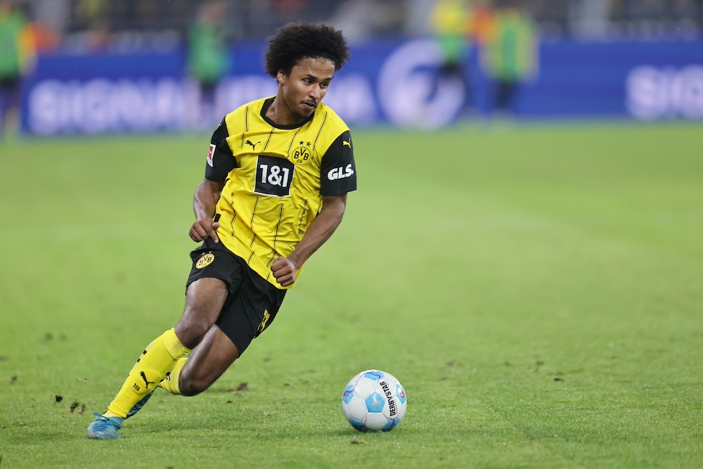 Karim Adeyemi en action pour Borussia Dortmund.