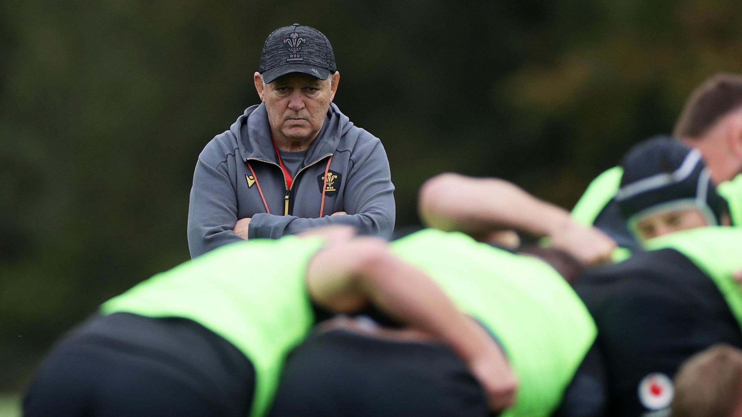 Warren Gatland watching training