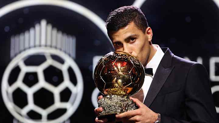 Rodri remporte le Ballon d'Or 2024, dépassant Vinicius Junior