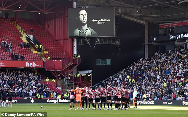 Hommages rendus à Baldock de la part de ses anciens clubs et coéquipiers