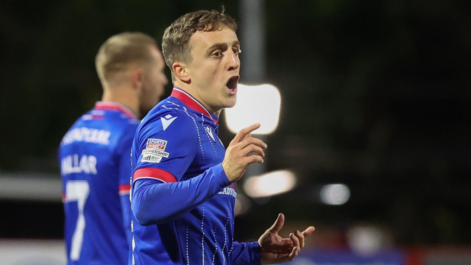 Linfield forward Joel Cooper