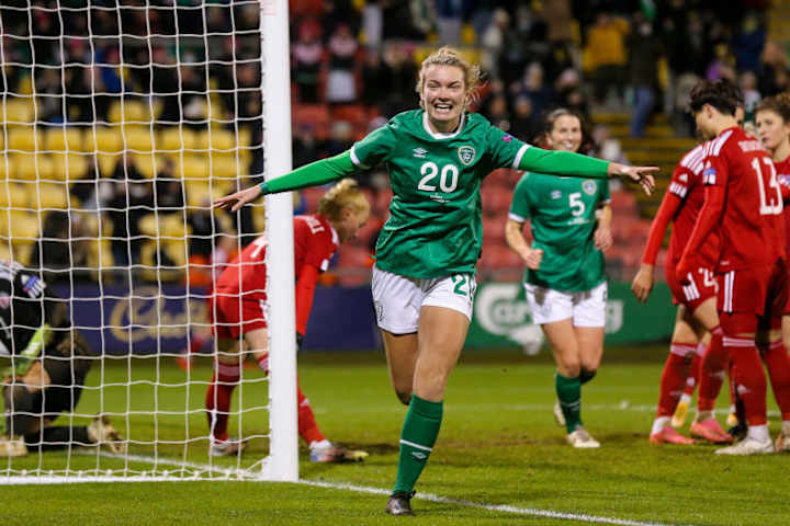 Saoirse Noonan célèbre son premier but international