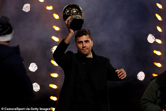 Rodri, vainqueur du Ballon d'Or, est également en compétition pour le prix FIFA