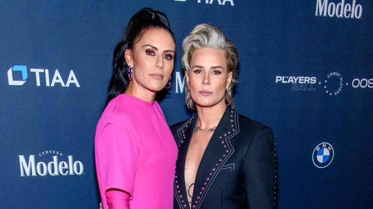 Ali Krieger réagit à la révélation d'Ashlyn Harris sur leur mariage