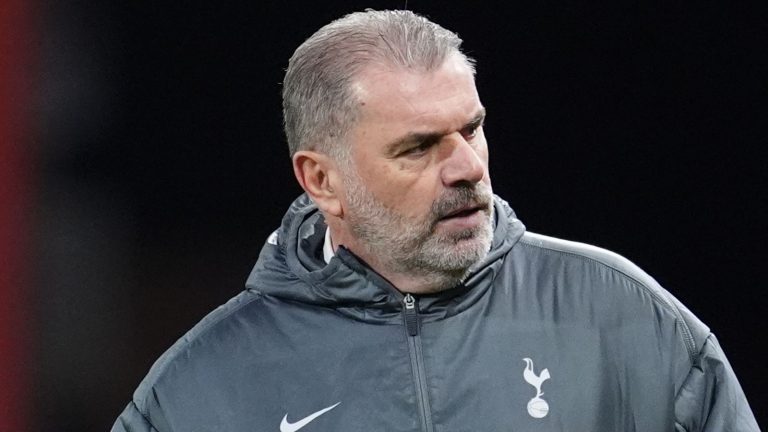 Ange Postecoglou fatigué des questions sur ses tactiques au Tottenham