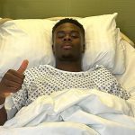 Bukayo Saka réagit après sa chirurgie - un retour prévu en deux mois