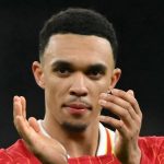 Carragher et Redknapp débattent du futur d-Alexander-Arnold