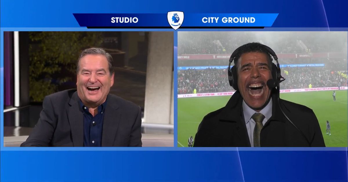 Chris Kamara fait rire Jeff Stelling lors de la couverture de Tottenham