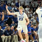 Creighton surprend Kansas, numéro 1, avec une victoire éclatante