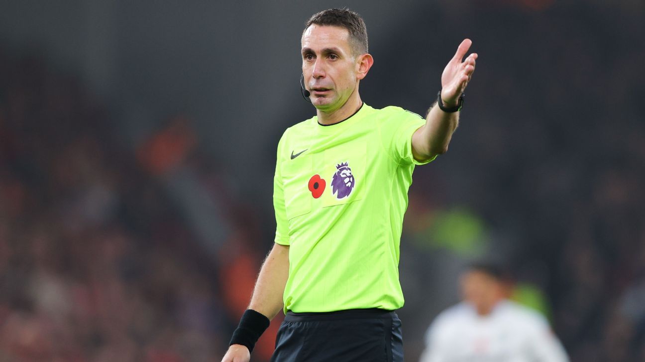 David Coote, arbitre de la Premier League, licencié pour faute grave