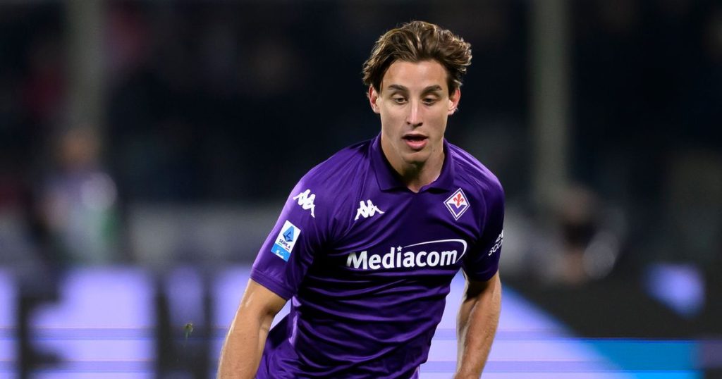 Edoardo Bove de retour à la Fiorentina après un arrêt cardiaque