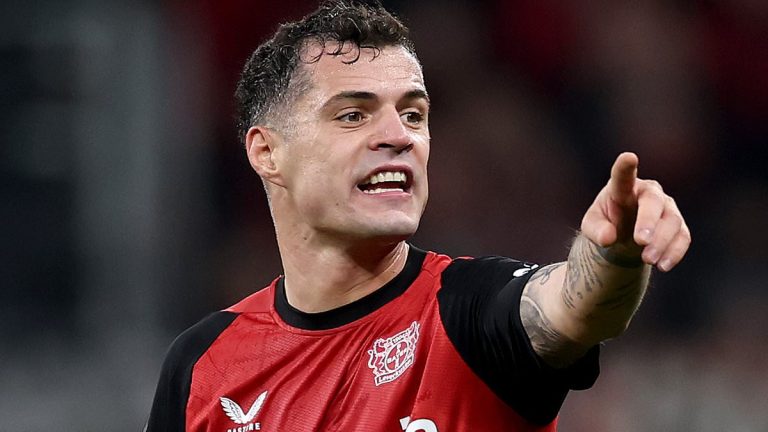 Granit Xhaka dévoile sa nouvelle coupe de cheveux festive