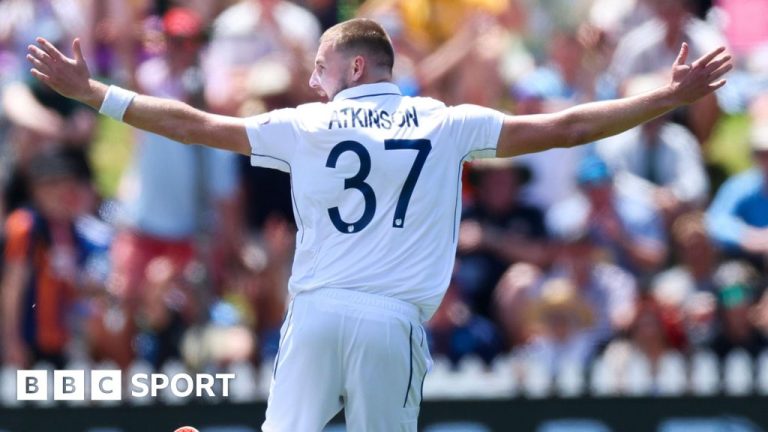 Gus Atkinson réalise un hat-trick historique contre la Nouvelle-Zélande