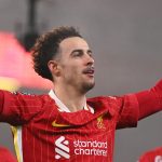 Liverpool solide en tête de la Premier League après victoire