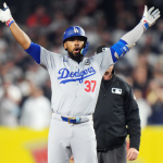 Teoscar Hernández rejoint les Dodgers pour 66 millions de dollars