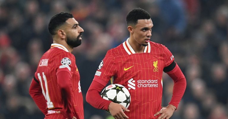 Trent Alexander-Arnold et Mo Salah - un lien indéfectible à Liverpool