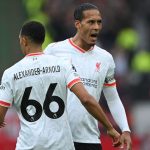 Van Dijk évite le piège du quadruple comme Alexander-Arnold