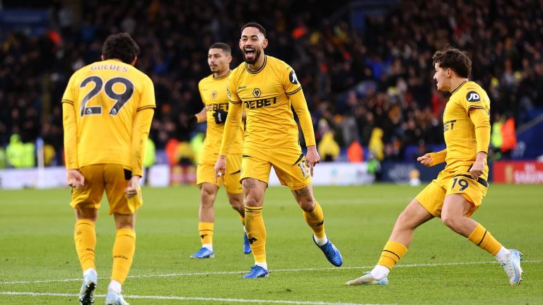 Wolves s-imposent 3-0 contre Leicester- Une défaite amère