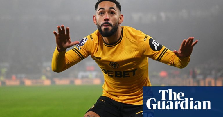 Wolves surclassent Manchester United grâce à Cunha