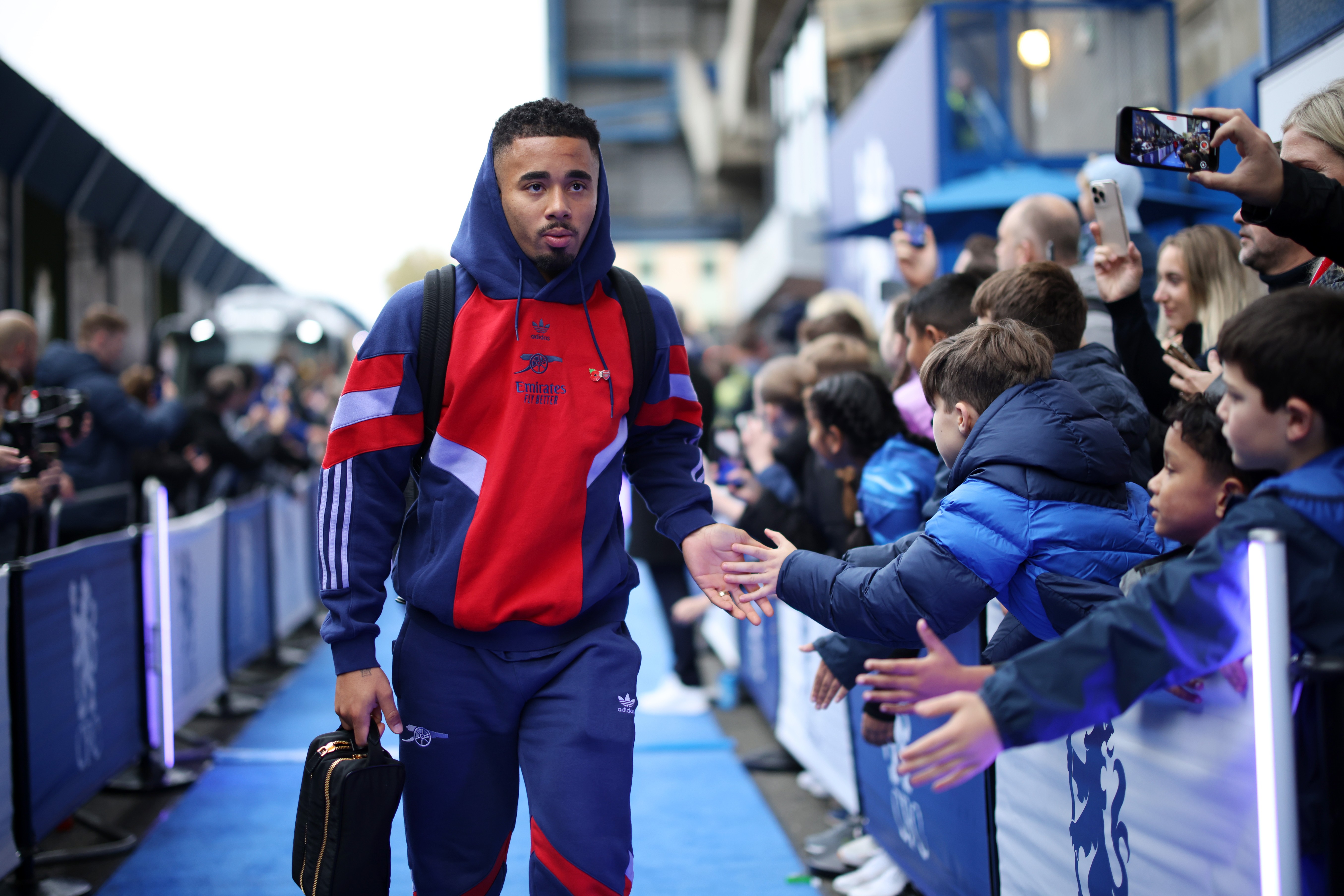 Gabriel Jesus d'Arsenal arrive au stade