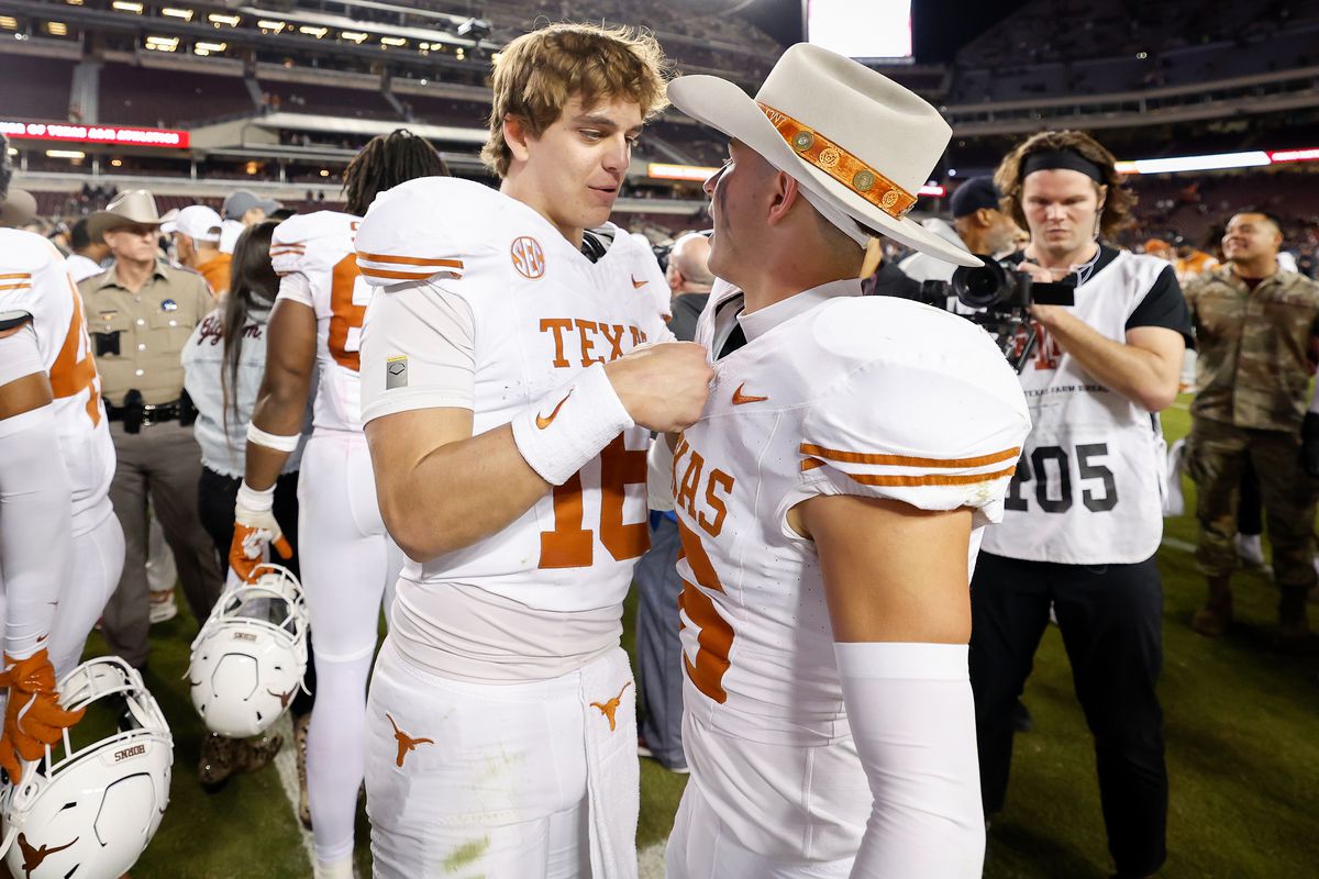 Match de football universitaire entre Texas et Texas A&M