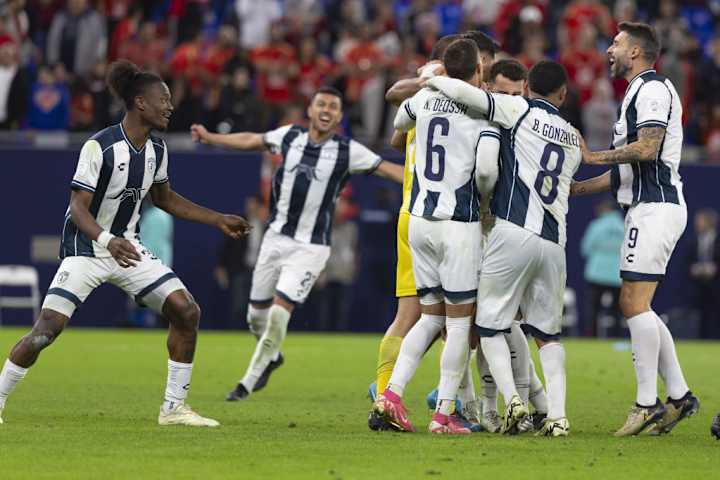 Pachuca v Al Ahly - FIFA Intercontinental Cup