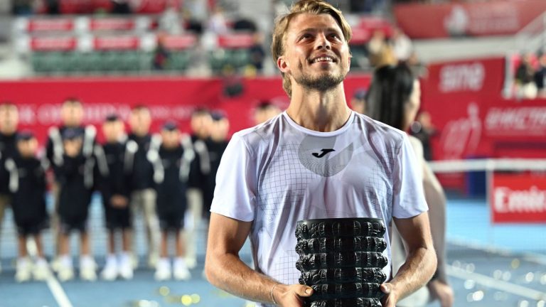 Alexandre Müller remporte son premier titre ATP à Hong Kong